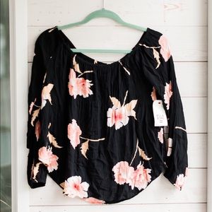 Billabong off the shoulder floral top nEVEr worn